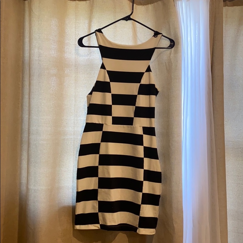 BEBE dress size M.